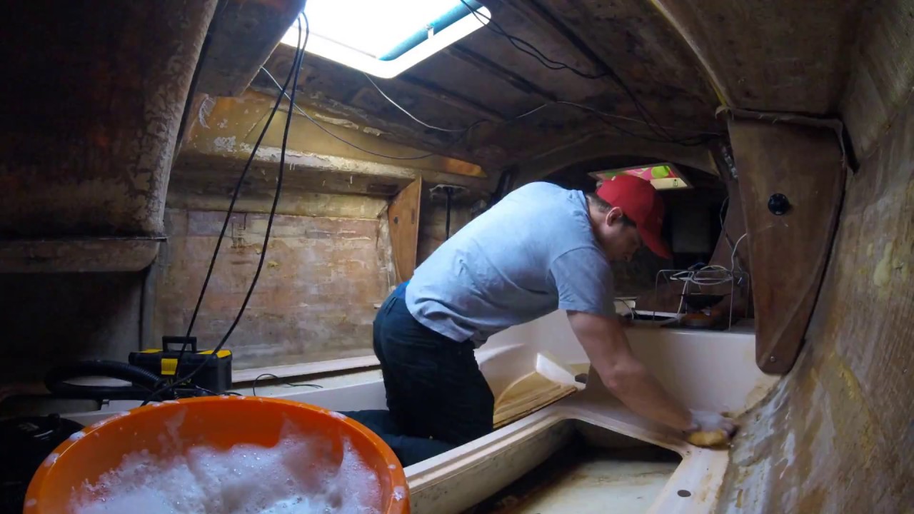 A Frantic Sailboat Restoration - Episode 5 - Stripping Antifouling