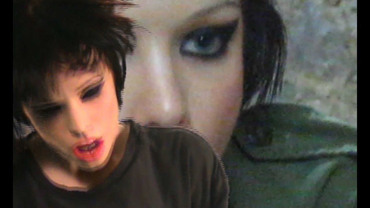 Crystal Castles 'BAPTISM' //official video