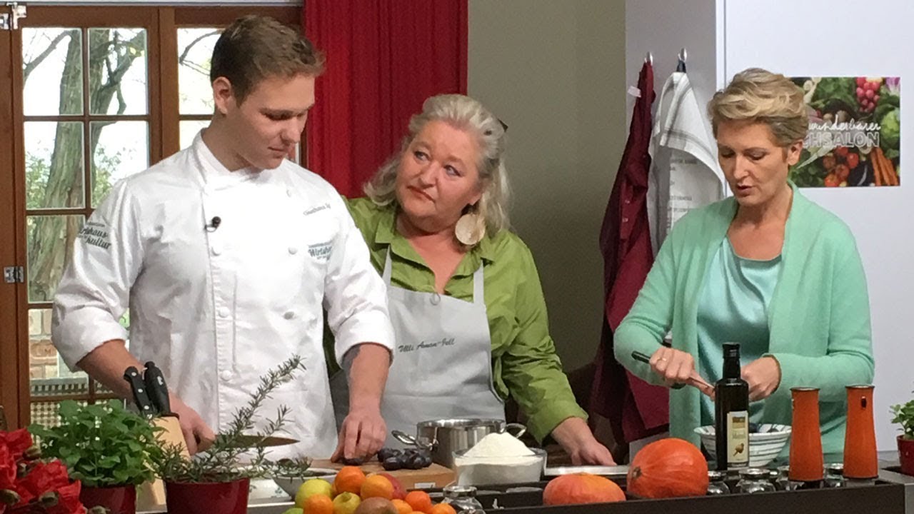 Mohnnudeln mit Zwetschkenröster - Kochsalon im ORF