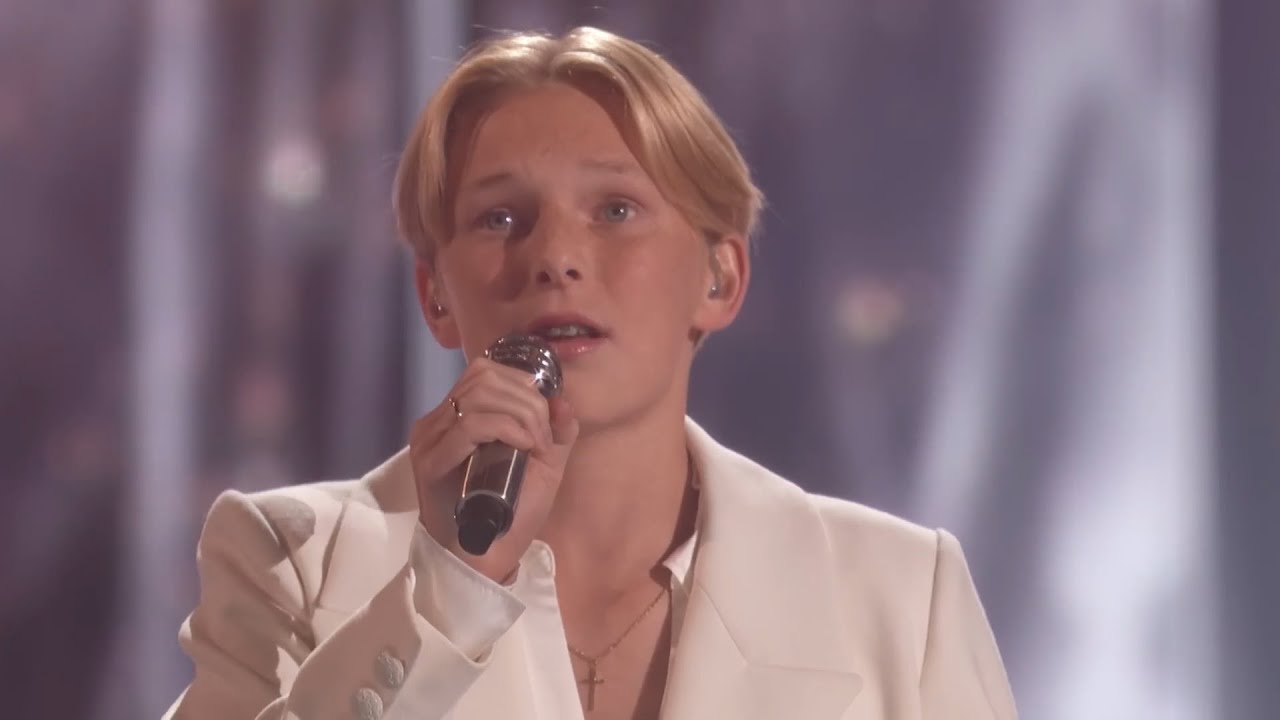Reid Wilson Incredible Performance 'I Wanna Dance With Somebody' by Whitney Houston