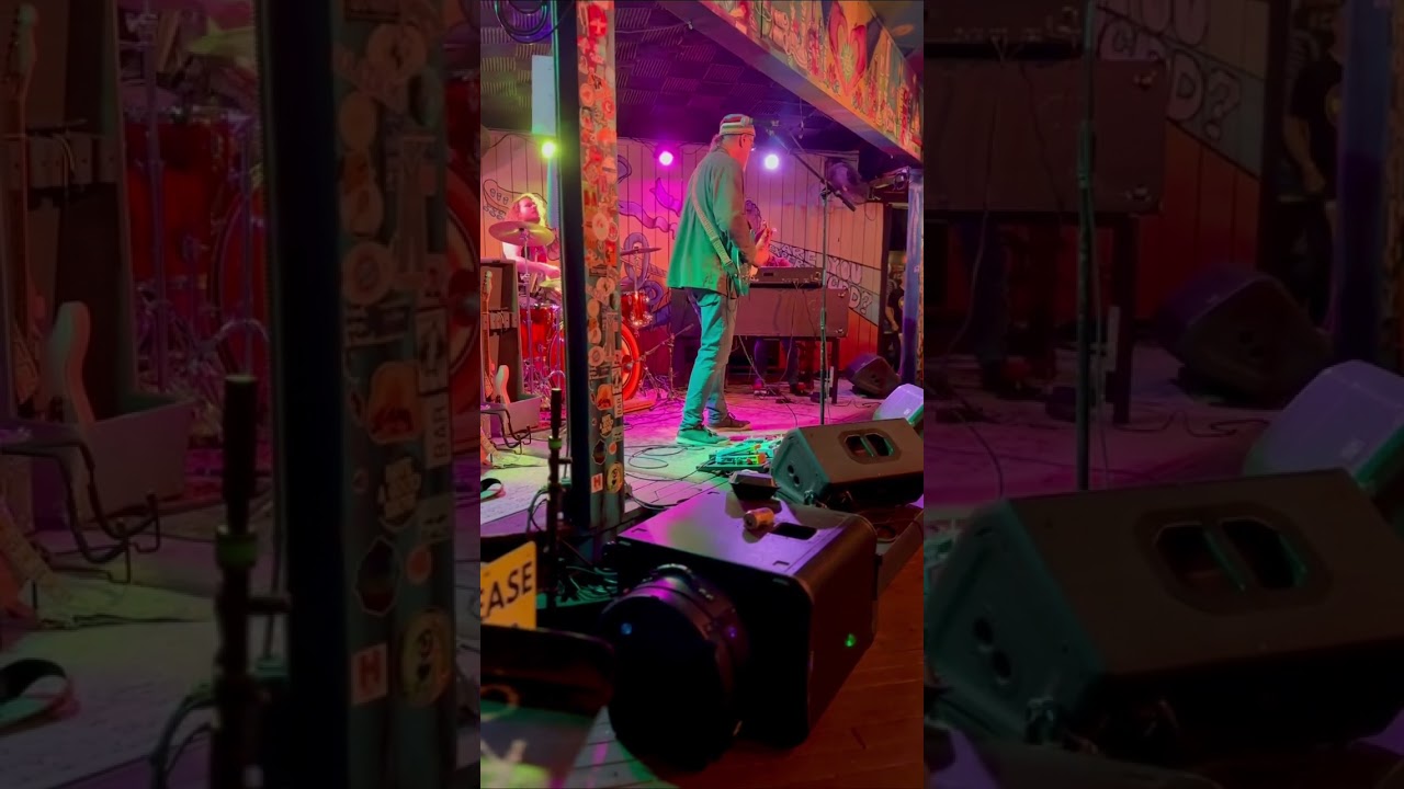 Killer Guitar Solo by Greg Koch