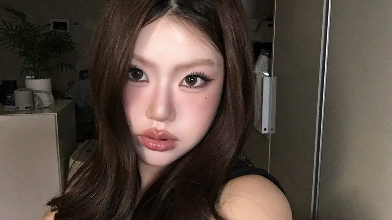 가을이니까 성숙해질게 로즈 스모키 메이크업