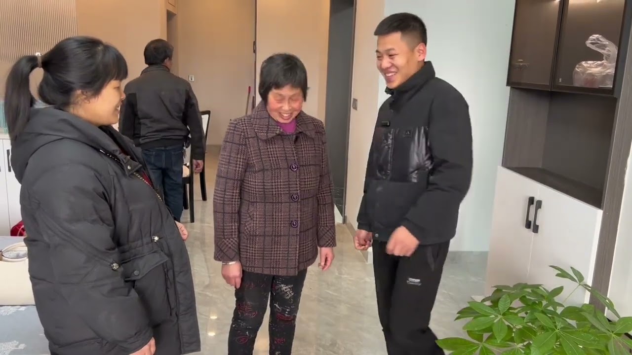 乔迁之喜，良辰吉日，愿老表在新的环境，诸事皆顺，平安喜乐，愿往后余生所求所愿所盼皆可期#乔迁之喜大吉大利 #新家 #记录真实生活