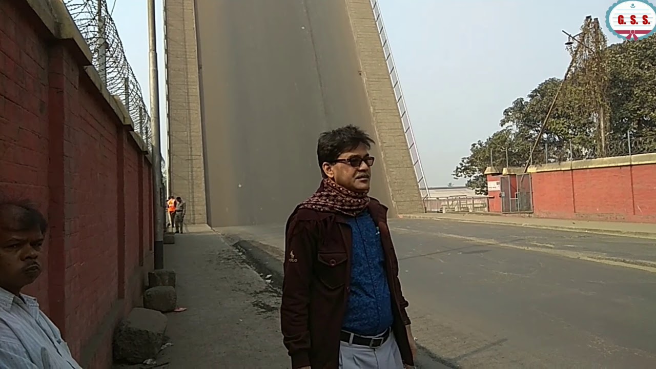 Folded Bridge at Kidderpore, Kolkata - for movement of ships