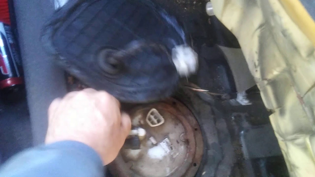 Replacing a fuel pump on a 2008 Kia Rio
