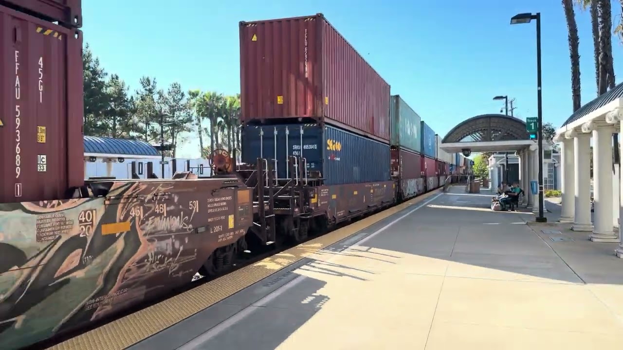 Bnsf 8275 passes through Buena Park station on 2/22/26