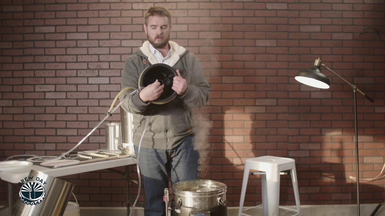 Brew Day Experience&trade; Sanitizing the Counterflow Chiller