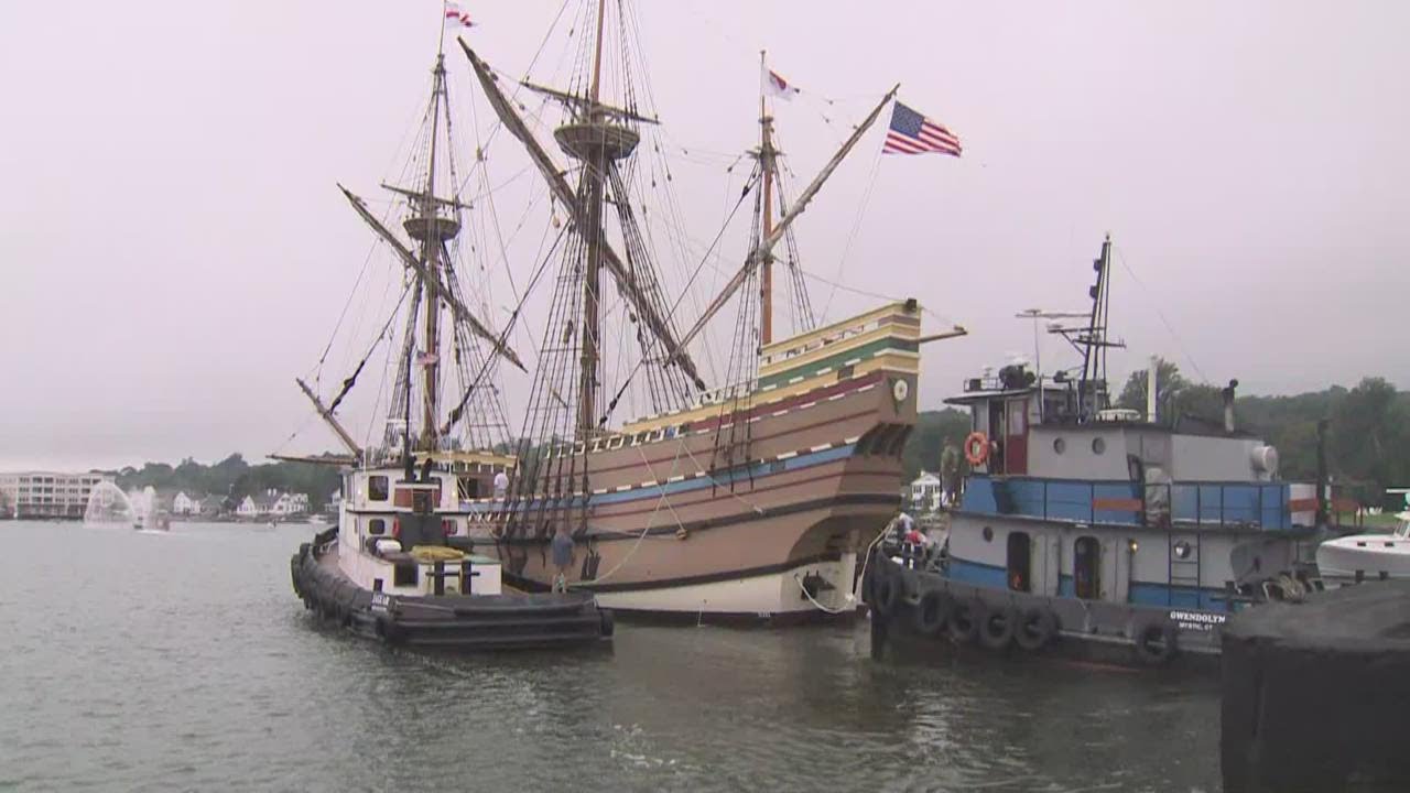 The Mayflower II leaves Mystic Seaport on its way back to Plymouth, Mass