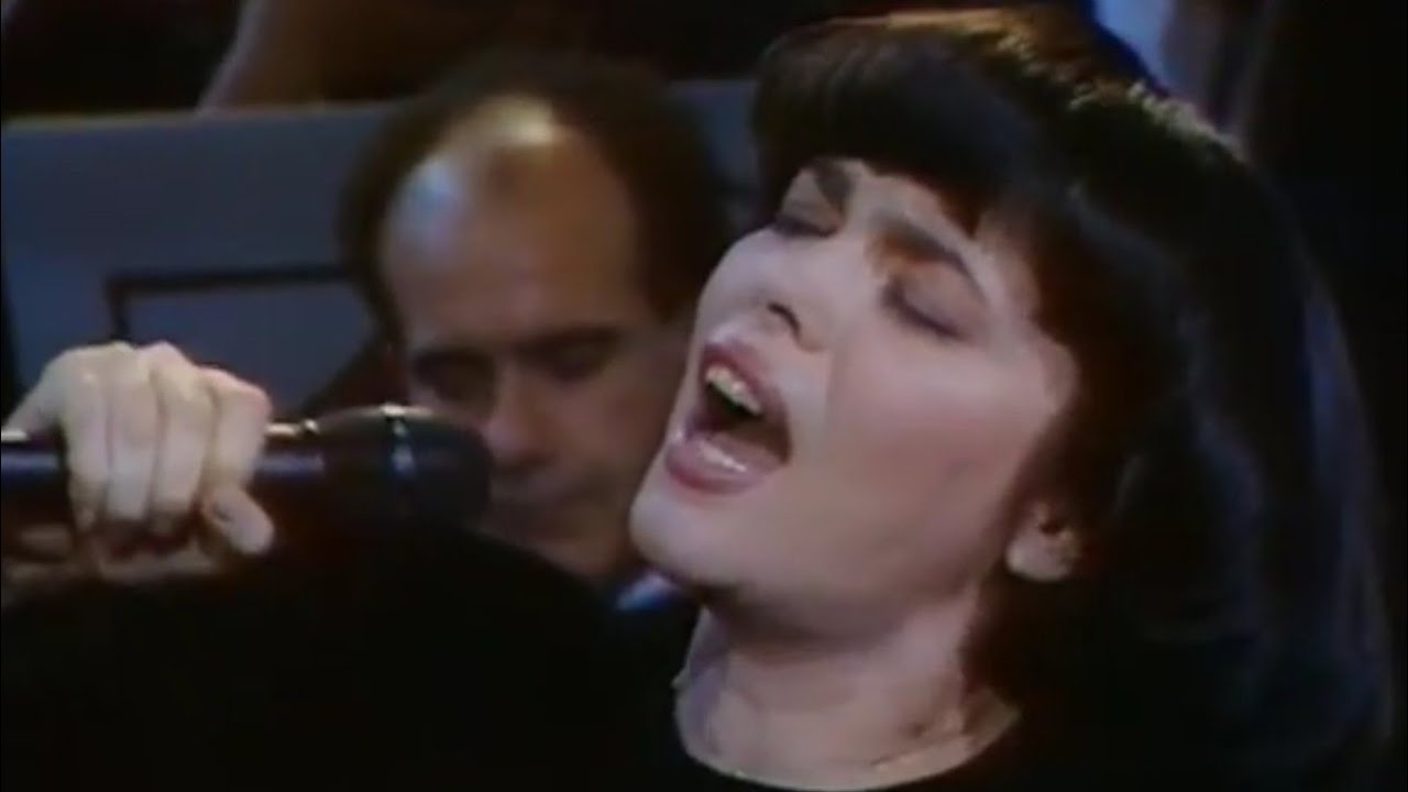 Mireille Mathieu | Une femme amoureuse