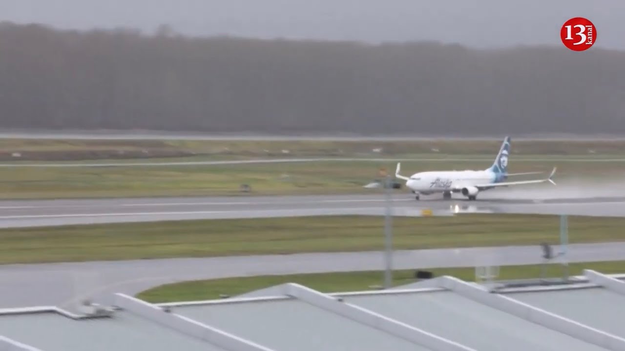 Boeing 737 Max Alaska Airlines plane suffers&nbsp;blowout