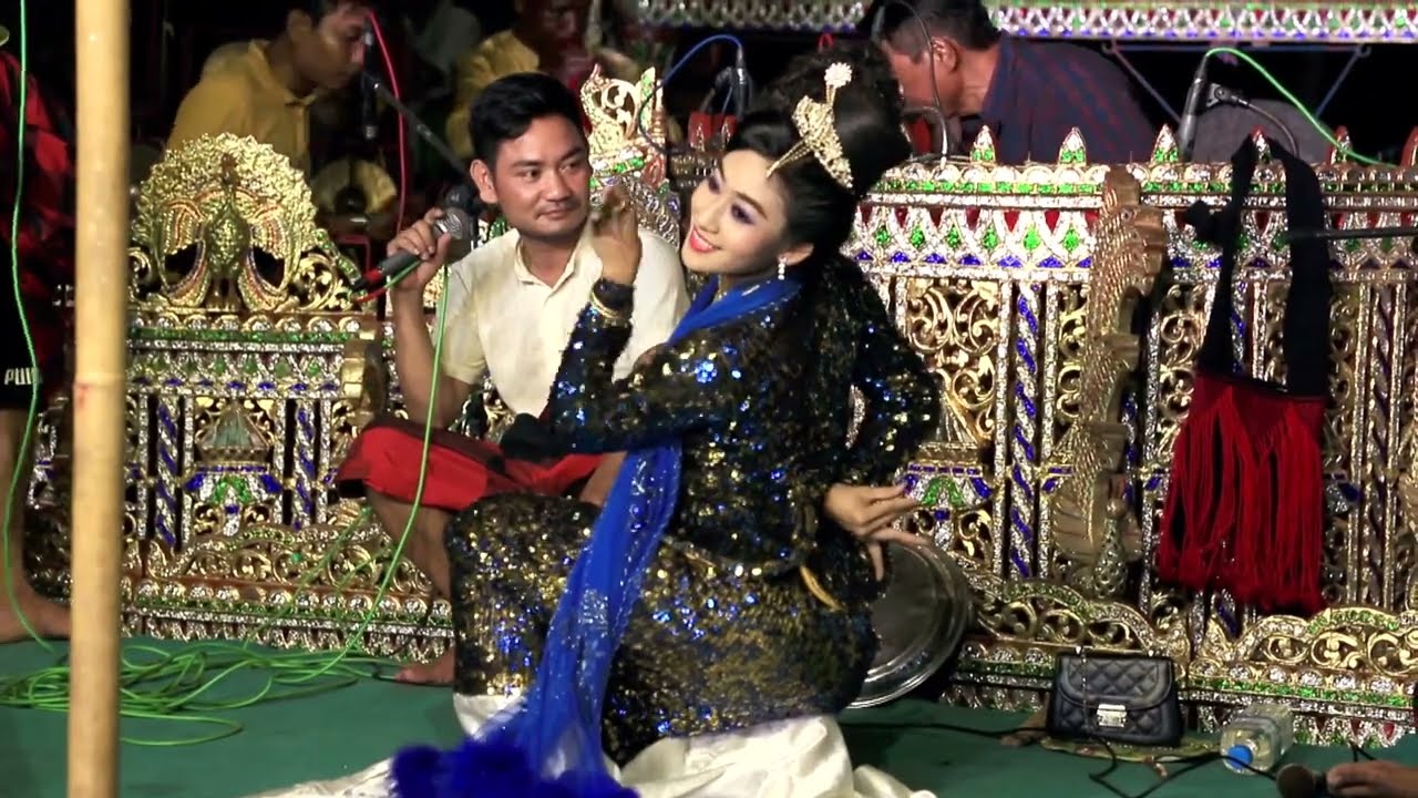 ရတီမြတ်နိုး အငြိမ့်ခန်း -၁