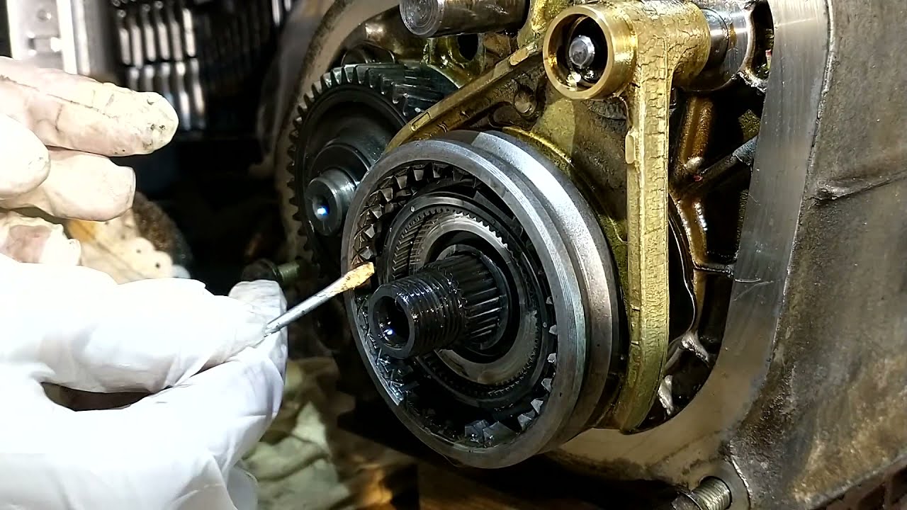 Demontaż piątego biegu Citroen Xsara 20CN28 część 1