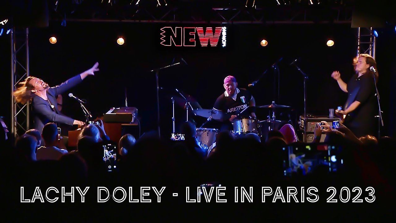 Lachy Doley - Live in Paris - Medley of MONEY into A WOMAN Dec 2023