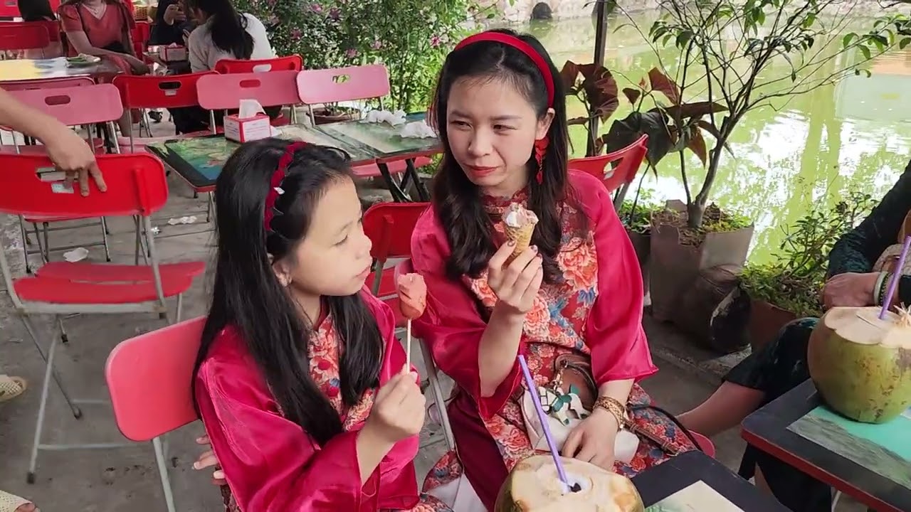 Chùa Thầy Mùng 1 Tết Bính Ngọ