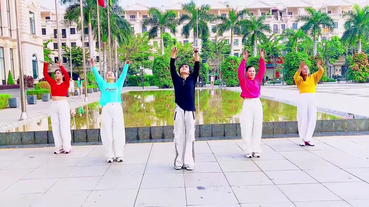 Ngày Valentine cô đơn, thôi kệ đi. #thaysonthuy #sonthuy #zumba #thoikedi 