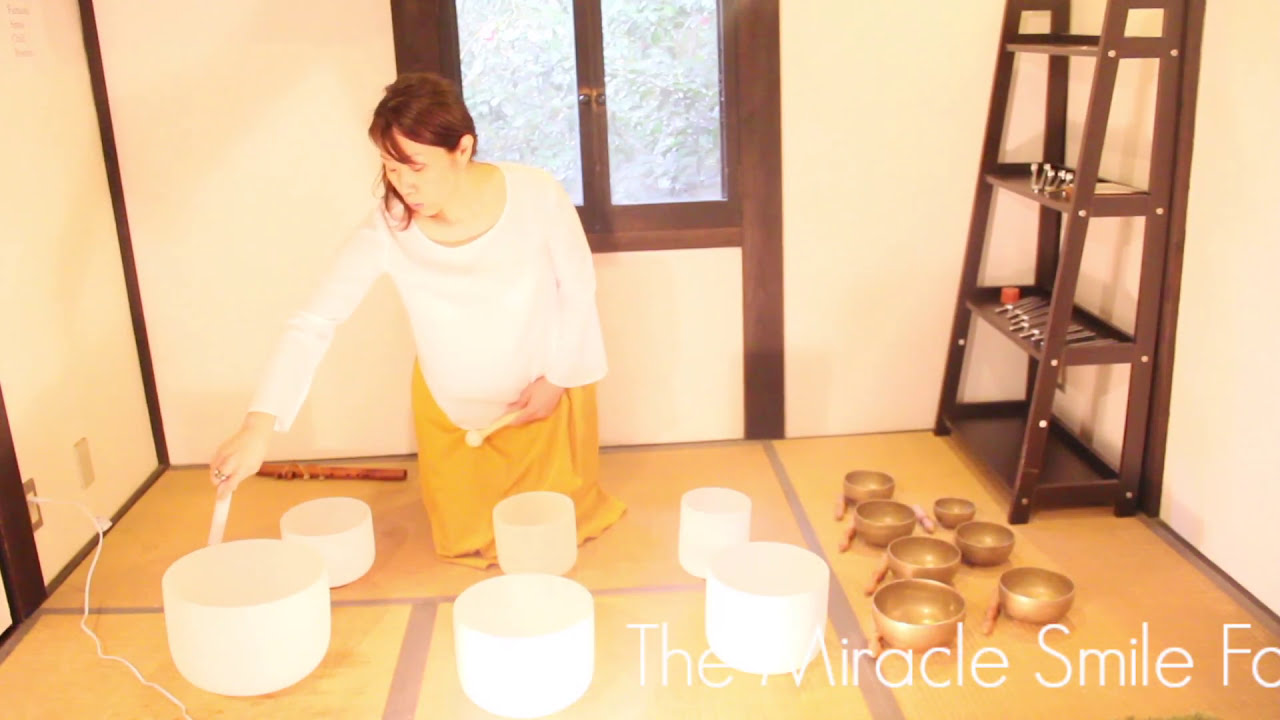 クリスタルボウルチャクラ活性化サウンドヒーリング　Crystal bowls with deep  meditation  and self alignment