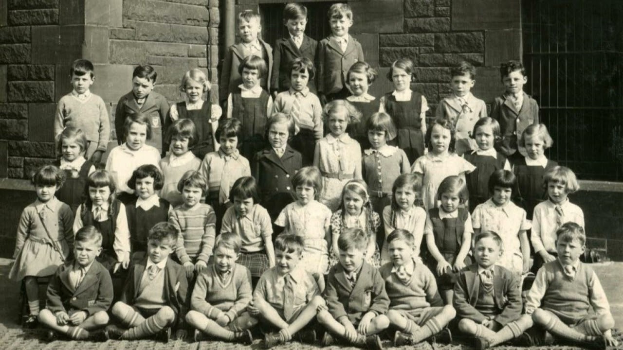 Margaret Gray - Memories of Leith: schooldays, pageants and the outbreak of war.