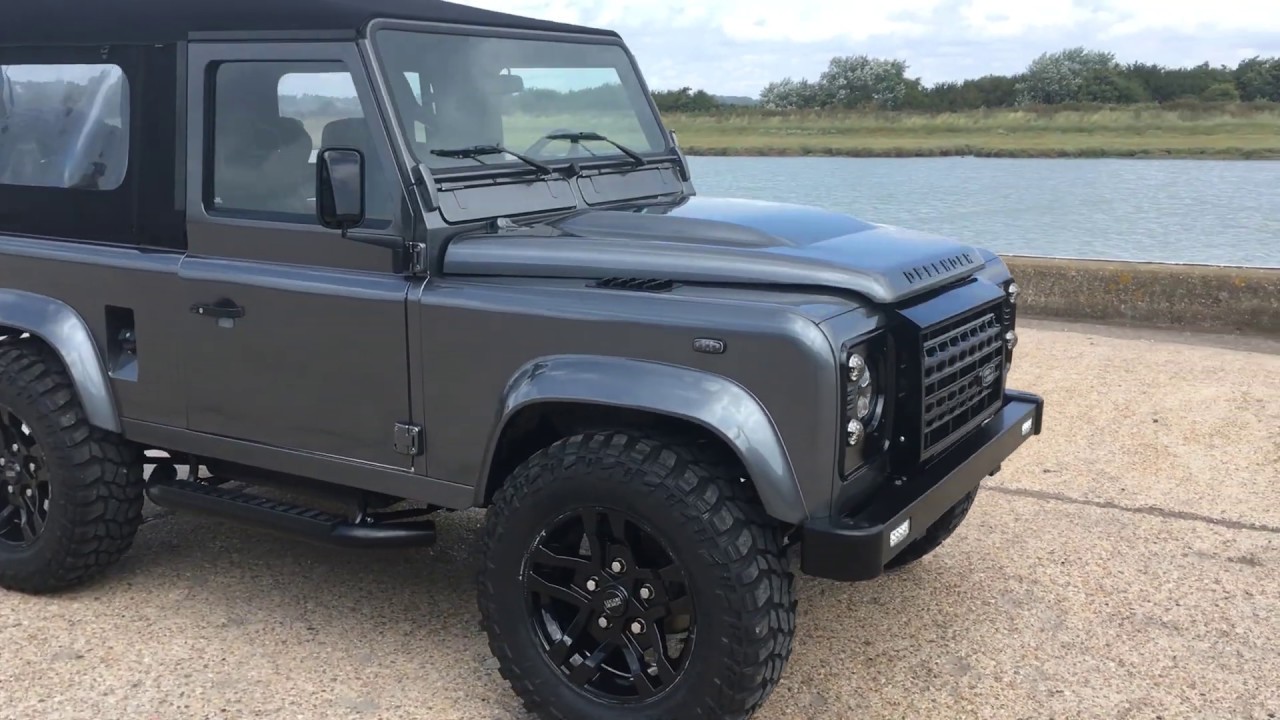 LHD Corris Grey USA Exportable Defender 90 200TDI