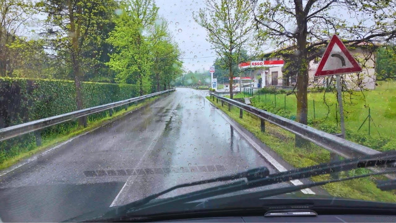 POV DRIVING IN THE RAIN: MONZA BRIANZA - SAN DONATO - MILAN ITALY 4K