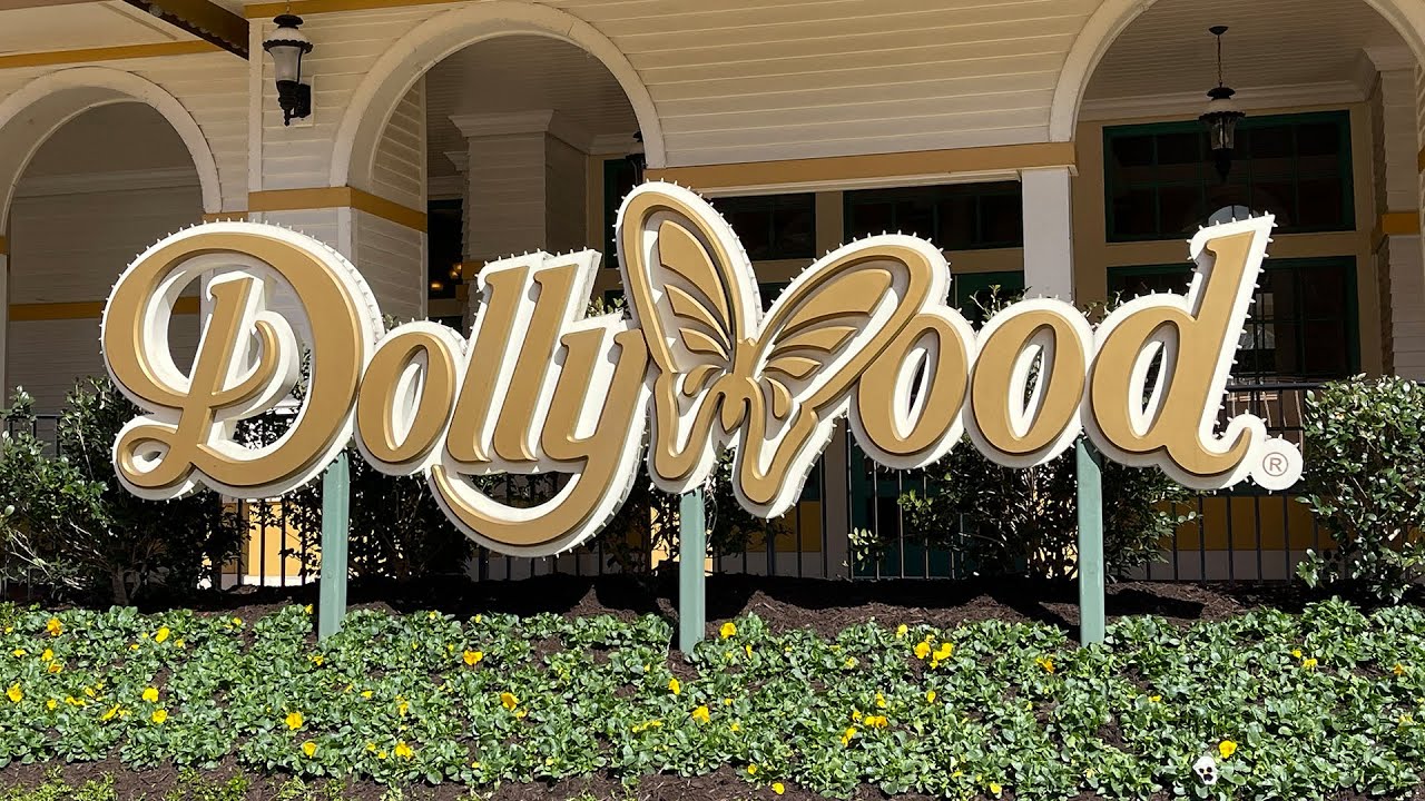 Dollywood 2021 Season Debut