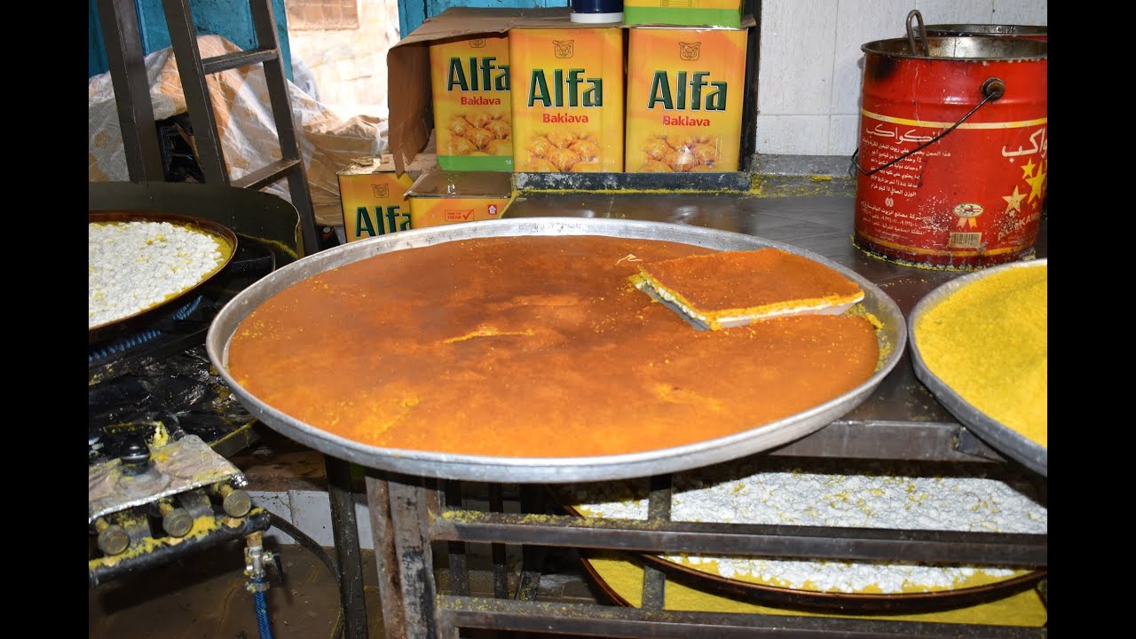 Authentic Palestinian Knafeh in the Making at Al Aqsa Sweets- Nablus/الكنافة النابلسية حلويات الأقصى