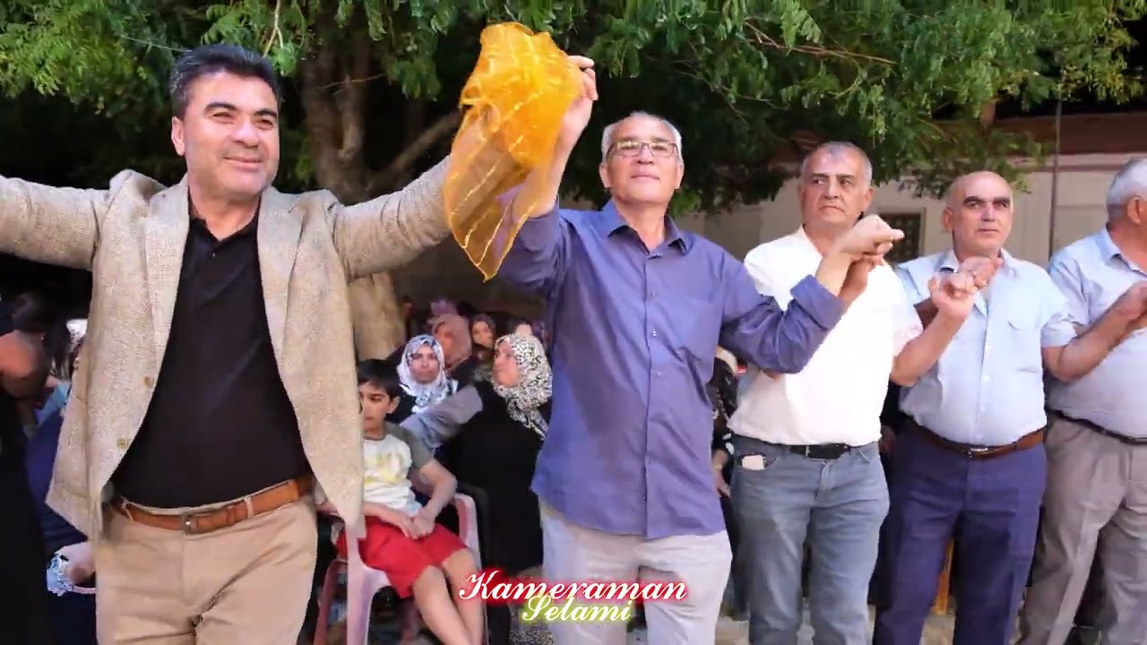 KAMERAMAN SELAMİ FARKIYLA PAYAMCALI AHMET İLE GÜLPERİ NİN MUHTEŞEM DÜĞÜNÜ 3