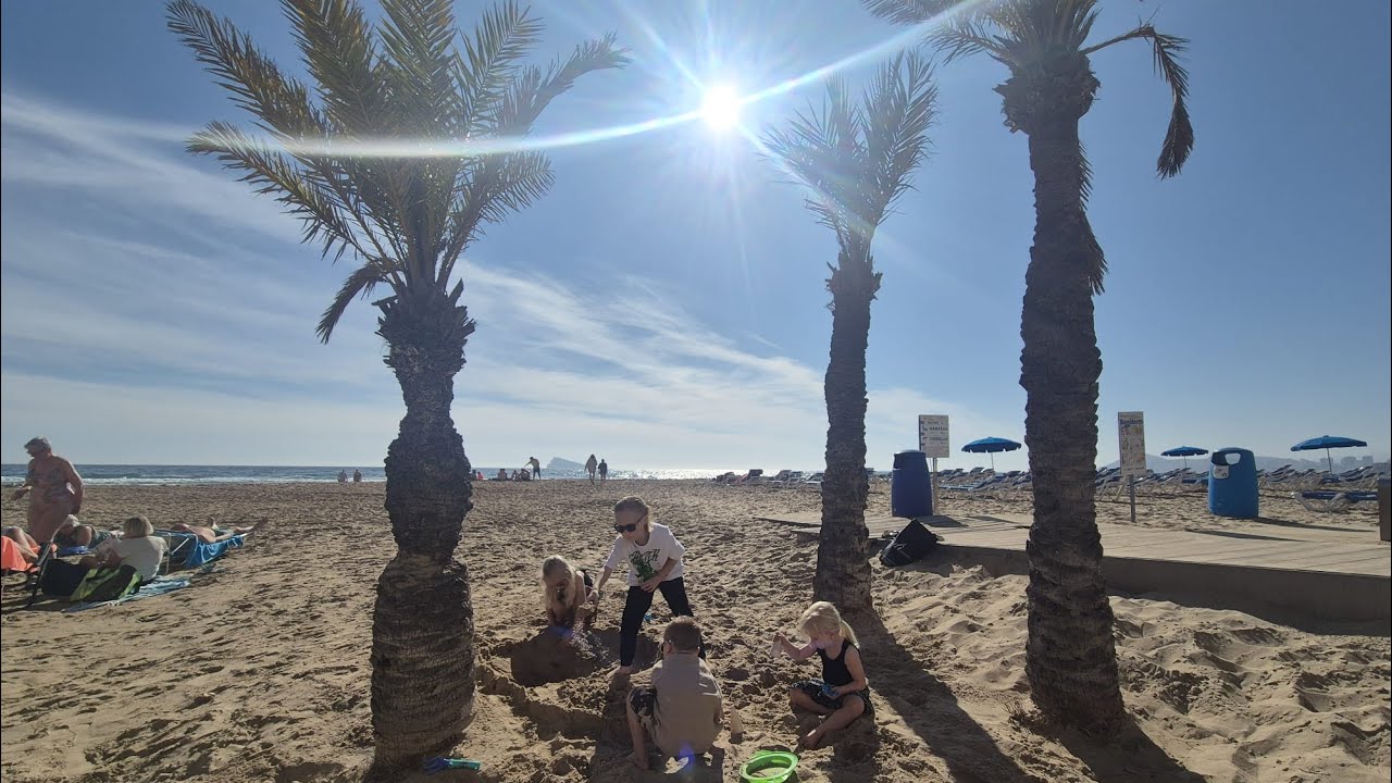 #131 ☀️ 🥵 ZÓ heerlijk was onze stranddag in Benidorm 