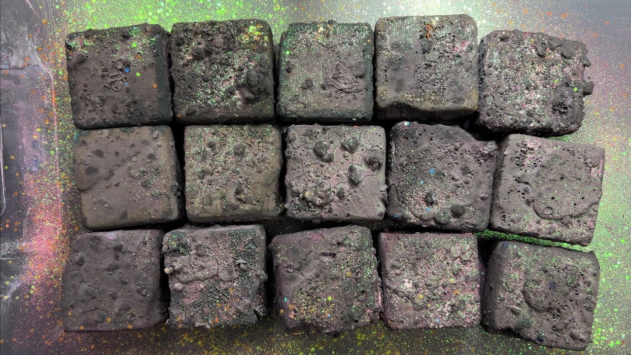 Guess with me the color of these Black Pasted Blocks