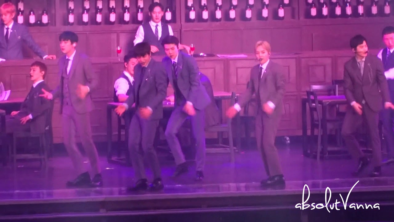 180303 EXO Call Me Baby (The EℓyXiOn in Singapore)