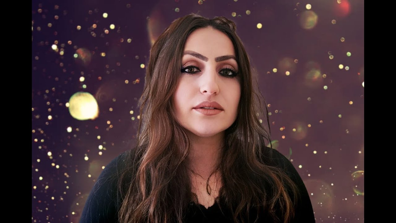 Si hëna përmbi Himarë - Anila Kapllani
