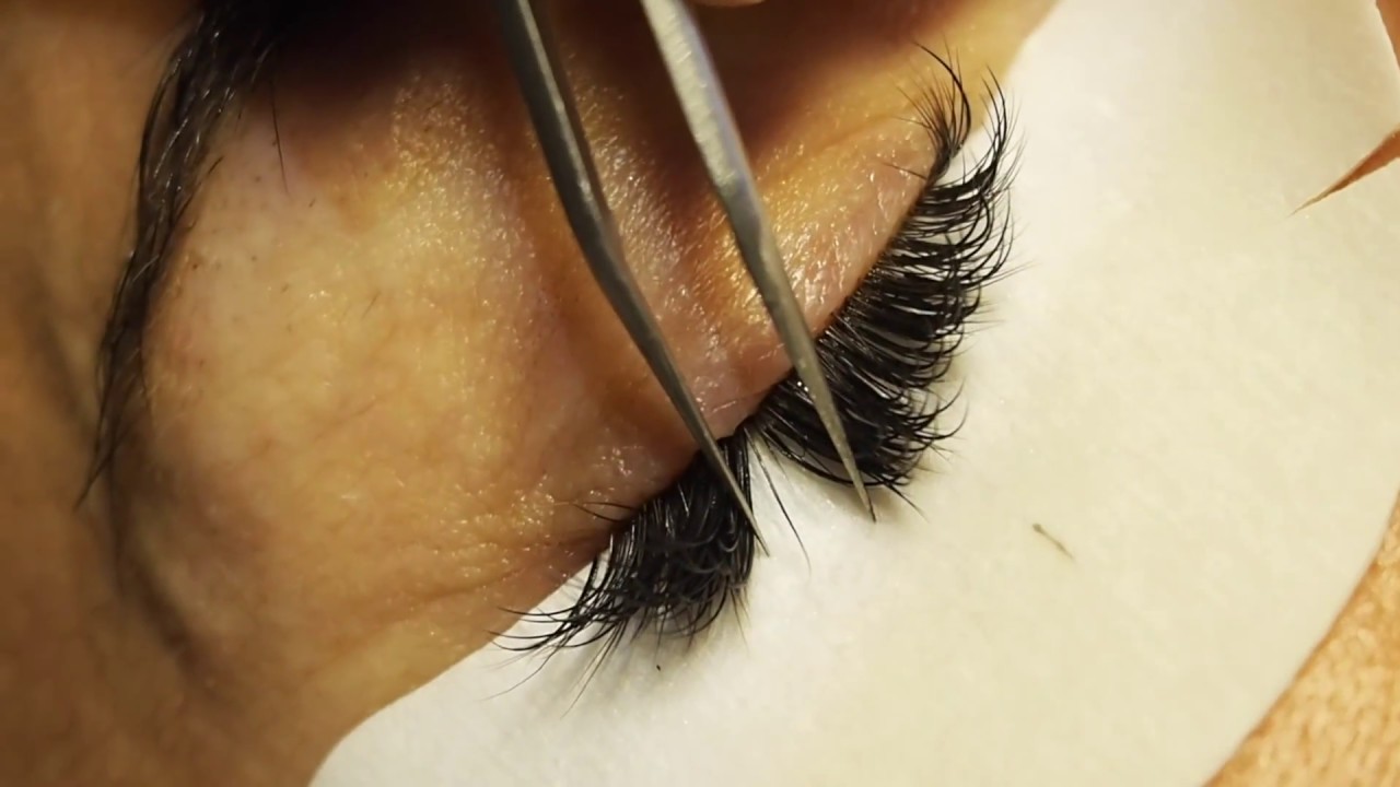 Eyelash Extensions - Up Close and Personal ||  Sophie Stanbury