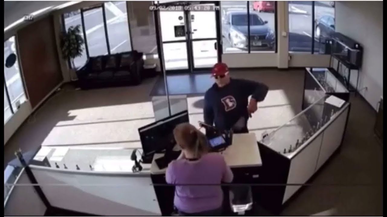 VAPE SHOP ROBBERY FAIL !! 😂