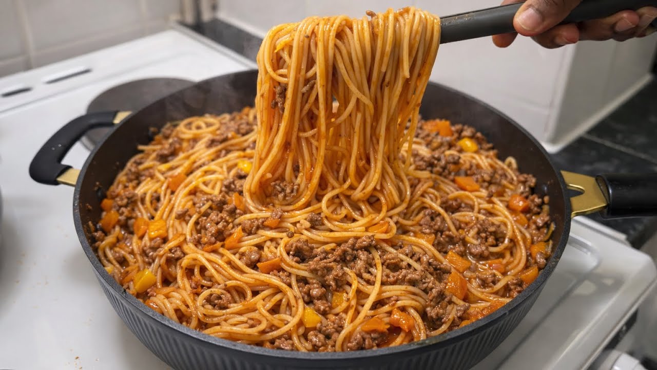 This spaghetti is CRAZY good! Ready in 10-Minute Dinner Recipe 