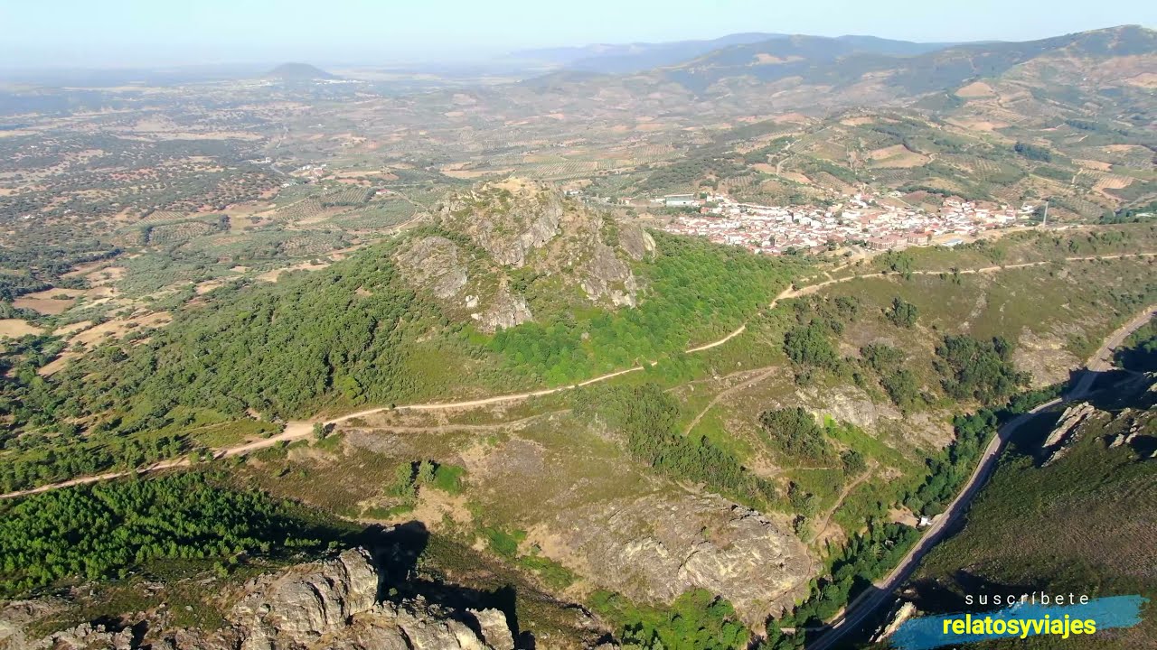 El impresionante entorno de Cañamero (Cáceres)
