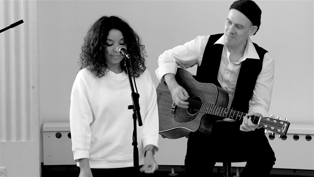 Bo Schi&oslash;ler & Skavankerne - NYE KUNSTER (Official Music Video)