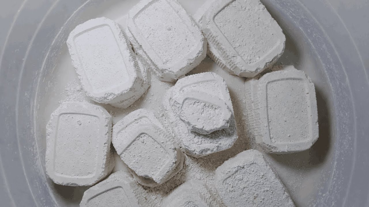 Oddly Satisfying Chalk Crush ASMR | No Talking