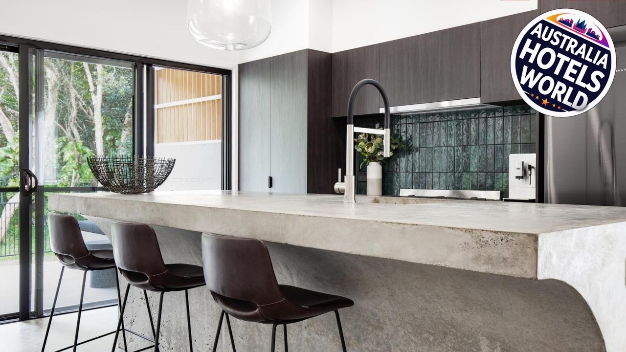 Luxury Modern 4 BR Pet Friendly Family Beach Home | Sunshine Coast, Australia | Hotel Review 🛏️