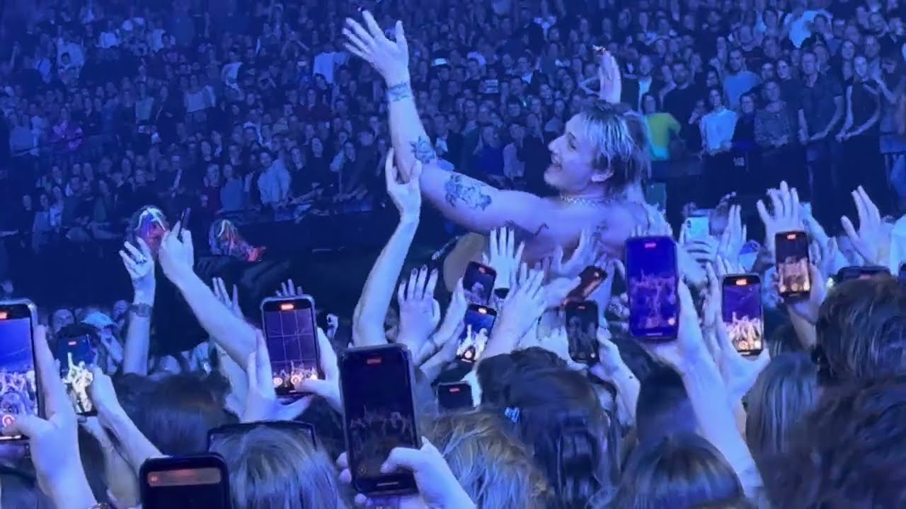 Goldband - You & Me [[Live at Sportpaleis Antwerpen 06-12-2024]]