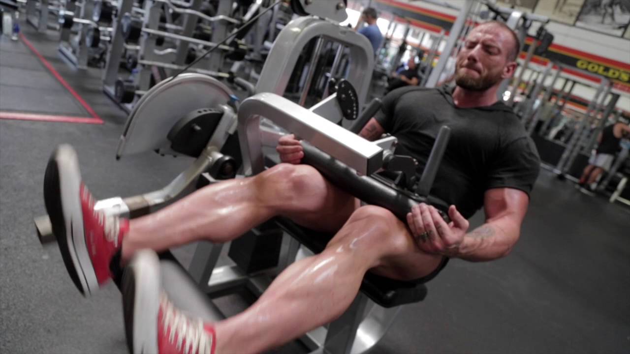 Justin Lovato training Legs at The Mecca of Bodybuilding