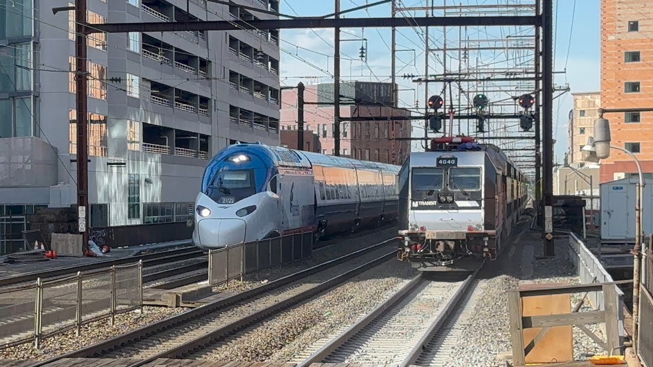 Amtrak & NJ Transit Morning Trains @ New Brunswick,NJ (08/28/2025)