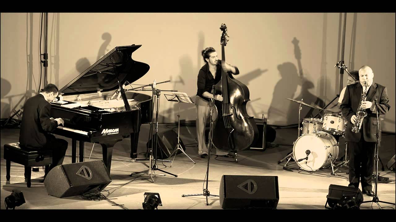 Robert Anchipolovsky with Tony Pancella Trio Speak Low