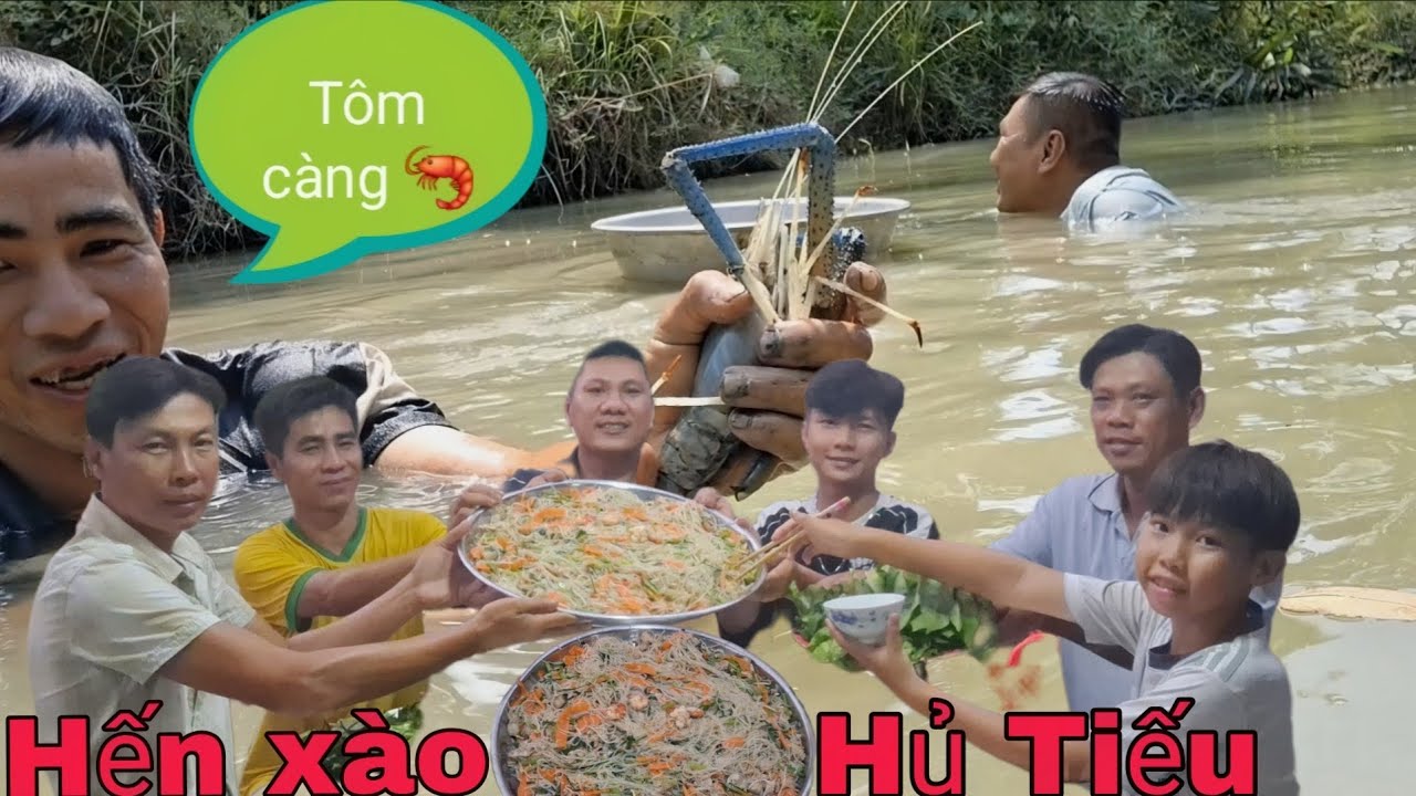 M&ograve; hến bắt t&ocirc;m c&agrave;ng x&agrave;o hủ tiếu.. Ngon tuyệt vời 