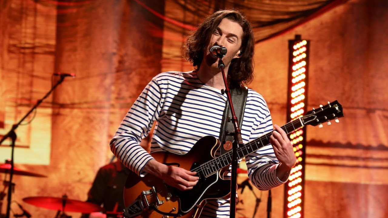 Hozier Makes 'Sweet Music' with His Latest Performance