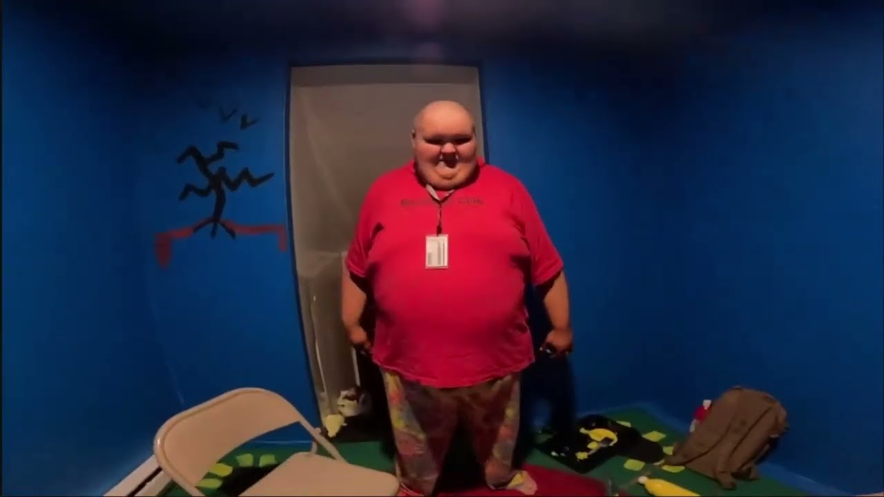 Chris Takes the Lie Detector Test... Fishtank live season 2