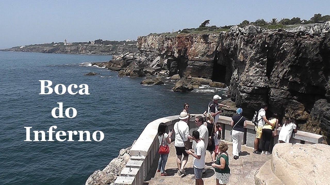 PORTUGAL: Boca do Inferno - cliff formation at Cascais