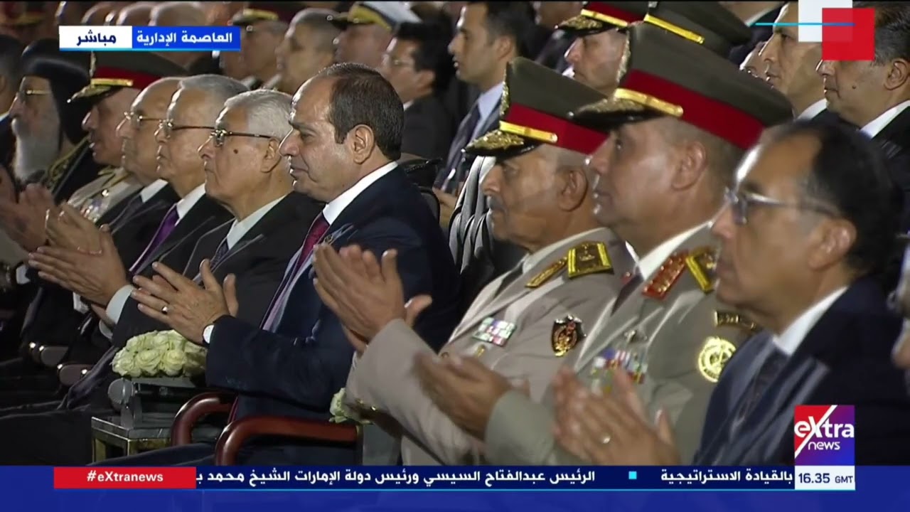 حرية أراضينا فوق كل الحريات.. عرض مبهر لفرق الموسيقى العسكرية خلال حفل تخريج الدفعات العسكرية