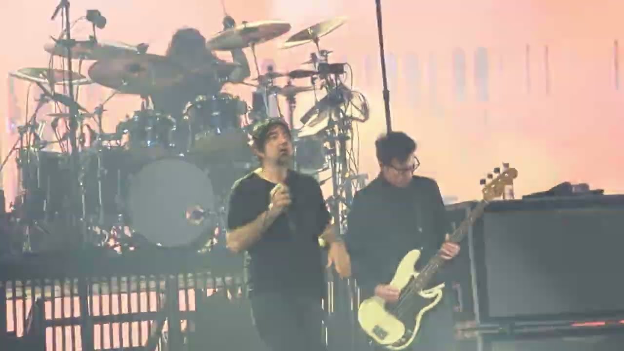deftones, my own summer /Hamburg 1.2.2026