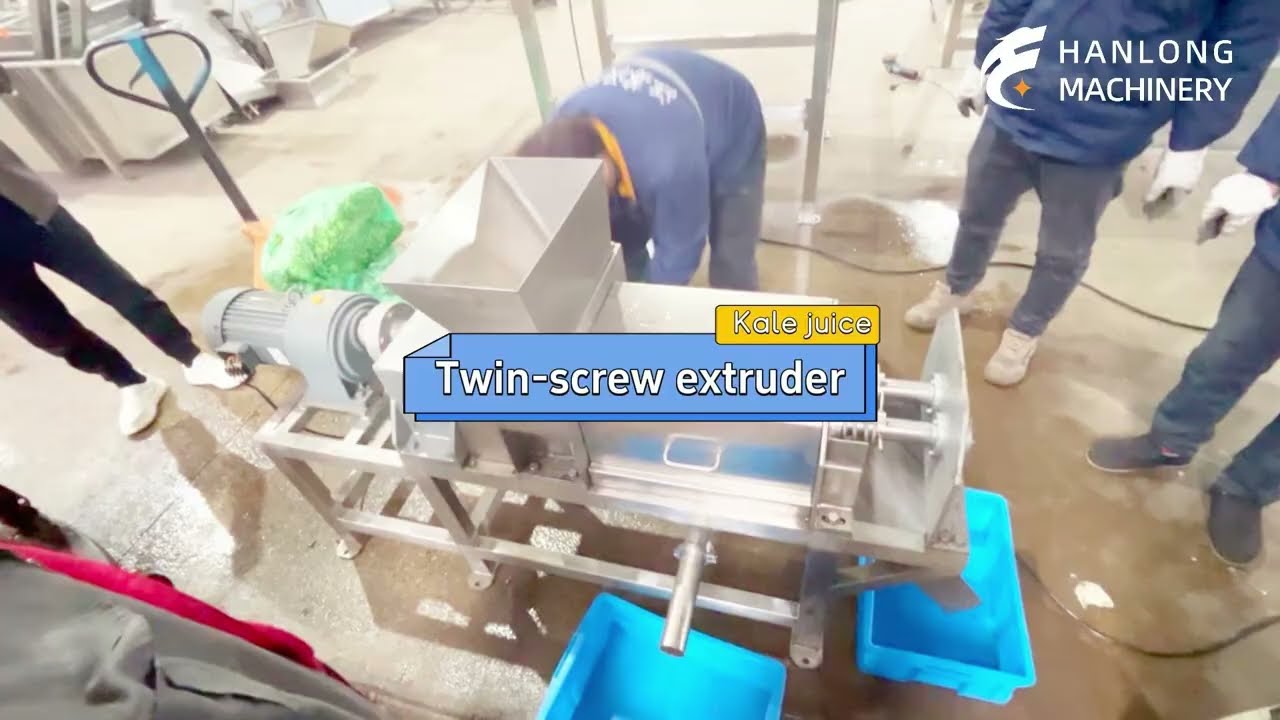 How effective is the twin-screw juicer at juicing?