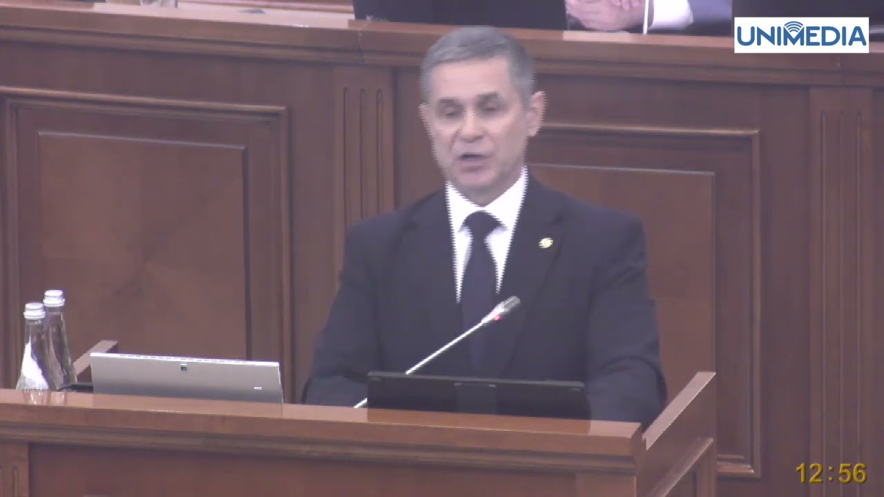 Discuții tensionate în Parlament între Chicu și Nosatîi