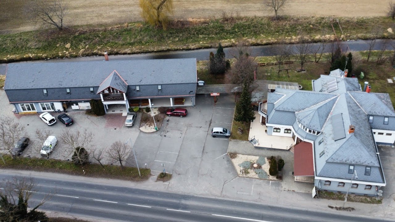 HOTEL IN KŐSZEG  FOR SALE 990.000 € 00316-4400-5550 FODEL.NL
